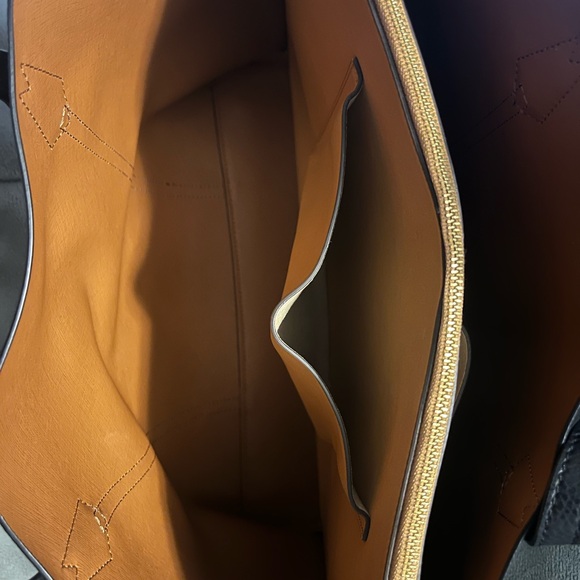 Tory Burch Black Leather Tote Bag - Picture 3 of 7